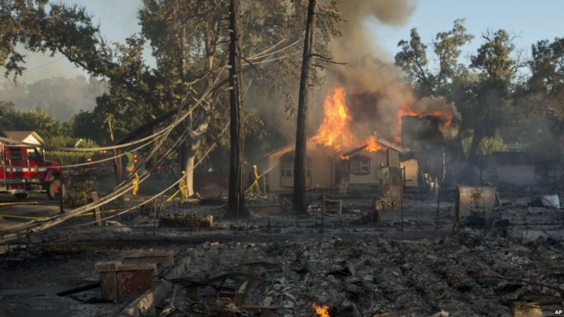 Evakuacije u Kaliforniji zbog požara