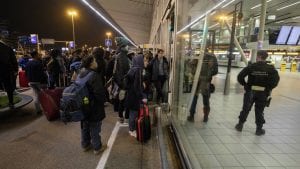Evakuisan deo aerodroma u Amsterdamu zbog pretnje bombom