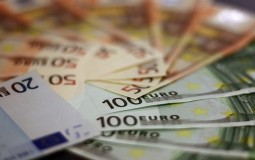 
					Evro danas 118,0270 dinara 
					
									