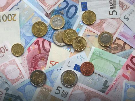 Evro danas 119,81 dinar