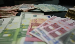 Evro sutra 121,87 dinara, NBS kupila 30 miliona evra