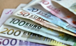 
					Evro sutra 123,56 dinara 
					
									