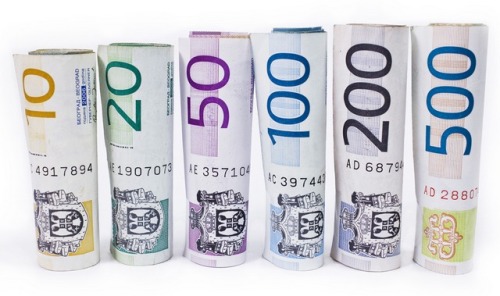 Evro u blagom porastu, kurs 123,94 dinara