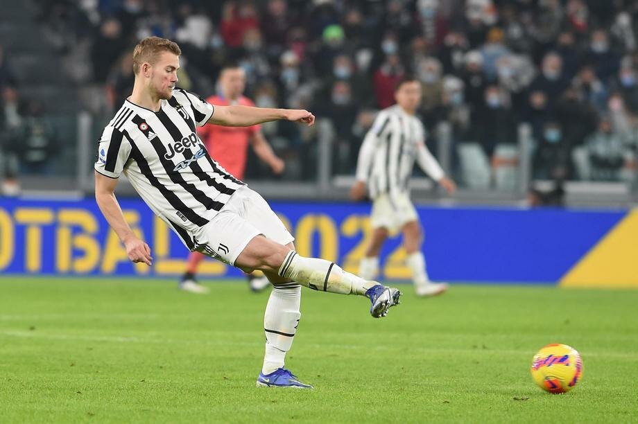 Evropska fudbalska pijaca: Čelnici Juventusa ne mogu da zadrže De Lihta; Anćeloti stopirao Jovićev dolazak u Firencu