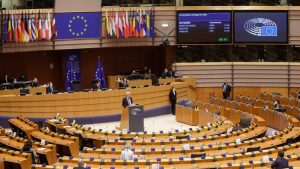 Evropski parlament zahteva da kovid propusnica bude garancija za slobodno kretanje
