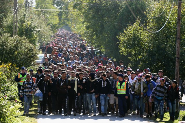 Evropski sud: Mađarska mora obezbediti hranu migrantima
