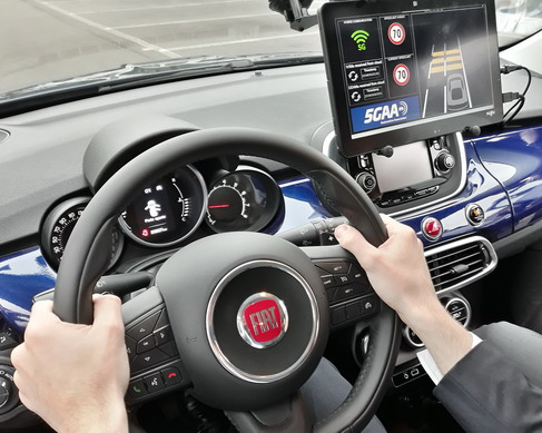 FCA Grupa predstavila kako sa 5G tehnologijom automobili postaju pametniji a vožnja bezbednija