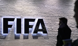 FIFA doživotno suspendovala trojicu bivših zvaničnika zbog uzimanja mita