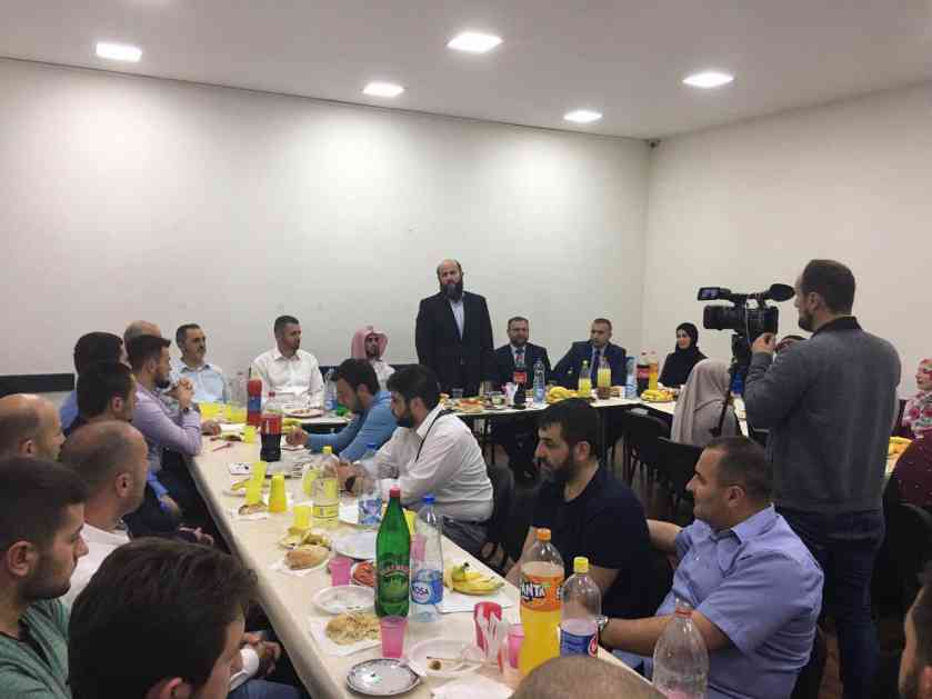 FIS organizirao zajednički iftar za studente i profesore