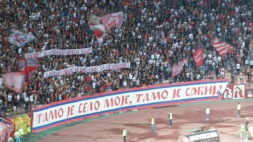 (FOTO) DELIJE OKUPIRALE STADION: Navijači Crvene zvezde u velikom broju čekaju u redovima za ulaznice za Krasnodar