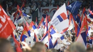 (FOTO) Kako je izgledao završni miting SNS u Beogradu: Na tribini Danilo Vučić