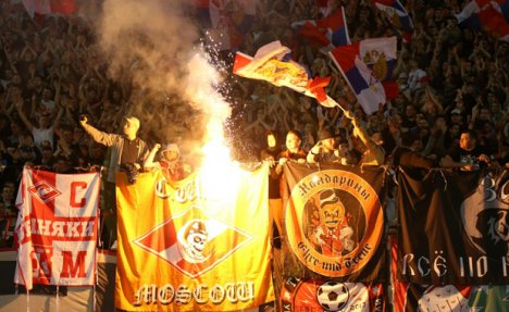 (FOTO) PREOKRET Rus tvrdi: Navijače Spartaka u Beogradu nisu izboli Grobari, već Albanci!