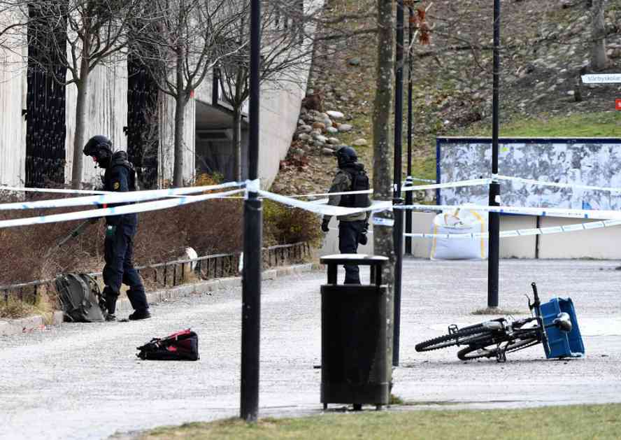 (FOTO) RAZNELA GA RUČNA BOMBA IZ BIVŠE JUGOSLAVIJE? U eksploziji u Stokholmskom metrou poginuo muškarac!