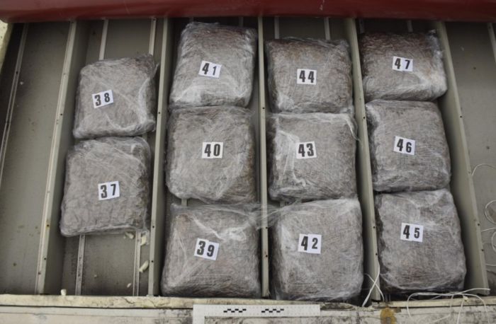 FOTO: U kamionu s BG tablicama u Zagrebu nađeno 90 kg marihuane