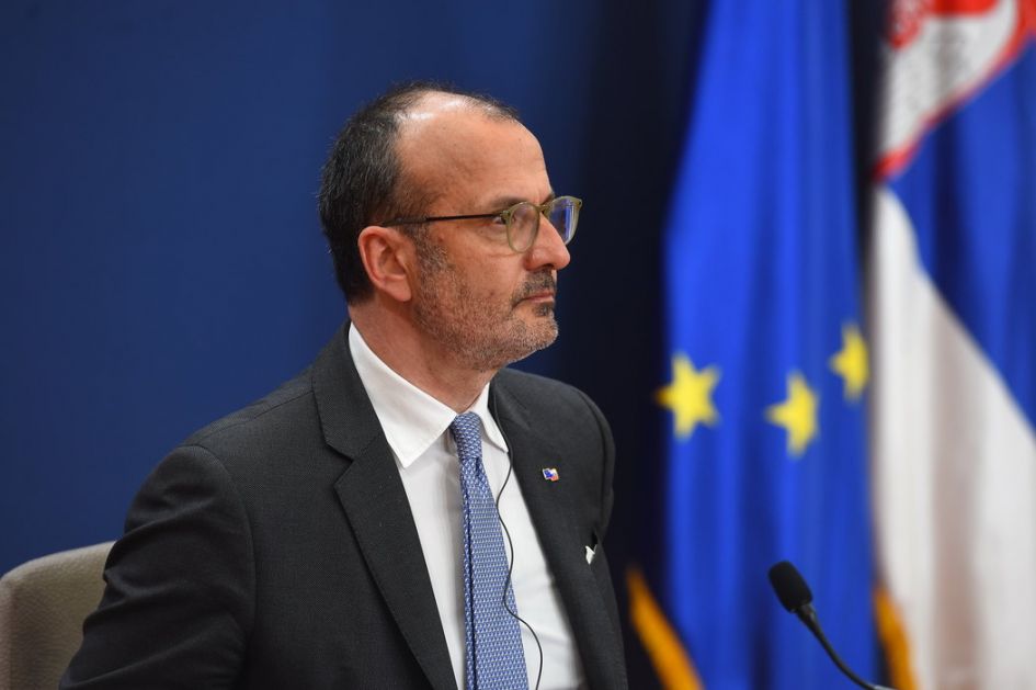 Fabrici:Bez obzira na odluku Saveta EU nastaviti sa reformama