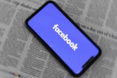 Facebook počinje da ograničava reklame koje ciljaju tinejdžere