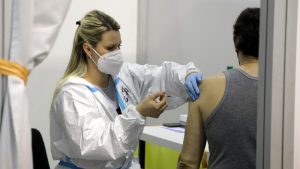 Fajnenšal tajms: Građani Balkana zahvalni Srbiji na vakcinama