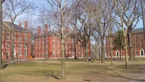 Federalni sudija usvojio privremenu meru po tužbi Univerziteta Harvard protiv Trampove administracije