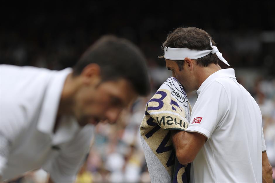 Federer: PROGANJAO me je poraz od Đokovića na Vimbldonu