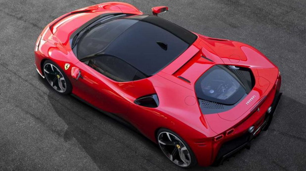 Ferrari produžena garancija za elektrifikovane automobile pokriva zamenu baterija