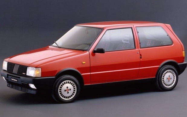 Fiat Uno Turbo i.e. slavi 40 godina