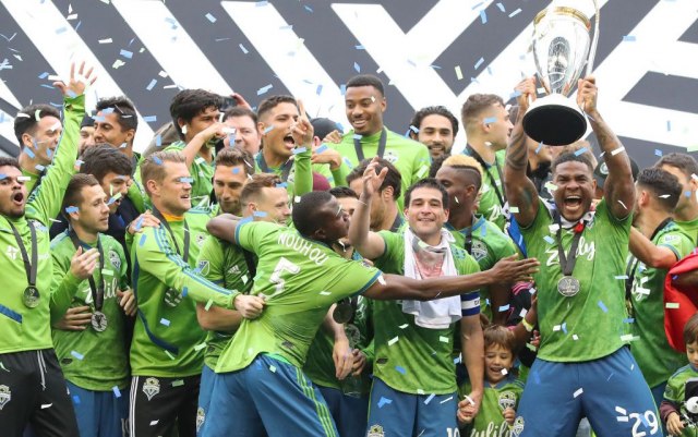 Finale MLS pred 70.000 gledalaca – Sijetl igra najbolji fudbal u Americi VIDEO