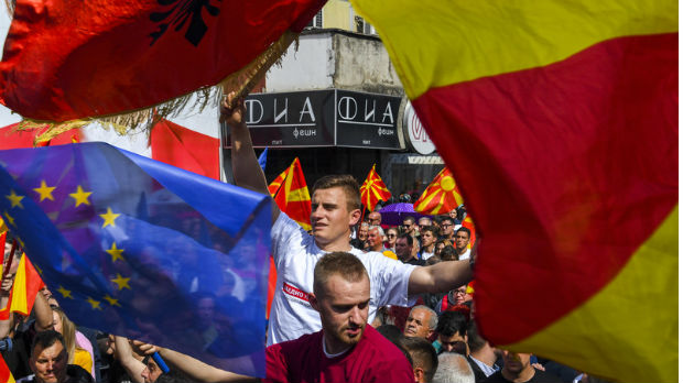 Fon der Lajen: Loši signali za Skoplje i Tiranu