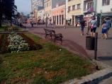 Foto-vest: Prskalice u centru Niša navodnjavaju klupice i bicikle