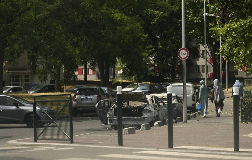 Francuska policija privela 150 ljudi druge noći nemira — Ministarstvo unutrašnjih poslova