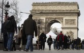 Francuska ublažava mere za vakcinisane turiste, nevakcinisani imaju samo jedan uslov
