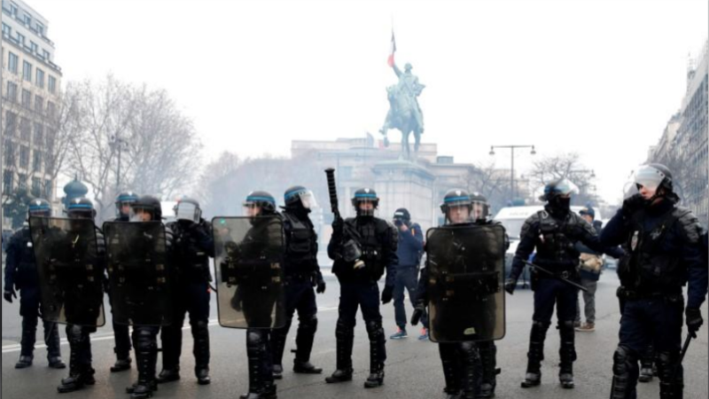 Francuski policajci se izborili za povećanje plaća