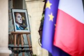 Francuzi danas odaju poštu preminulom bivšem predsedniku Širaku