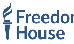 Fridom haus: Omogućiti novinarima da rade bez straha od hapšenja