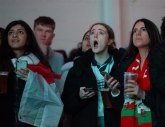 Fudbaleri Velsa su se obrukali, ali ne koliko njihove žene: Opijaju se i padaju po Kataru VIDEO