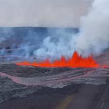 GEOLOŠKI FENOMEN! Nakon 38 godina ponovo eruptirao najveći vulkan na svetu - izbacuje lavu 60 metara uvis (VIDEO)