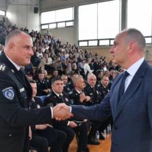 GRADONAČELNIK ĐURIĆ ČESTITAO NOVIM POLICAJCIMA: Želim da časno služe svojoj domovini