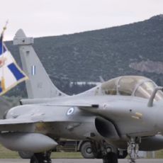 GRCI SVE JAČI: Stigla im je prva tranša od 6 borbenih aviona - i to je tek POČETAK! (VIDEO)
