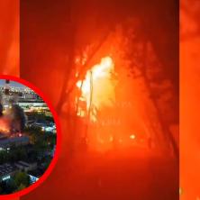 GROTLO PAKLA U MOSKVI! Požar guta sve pred sobom, 120 vatrogasaca se bori sa vatrenom stihijom (FOTO/VIDEO)
