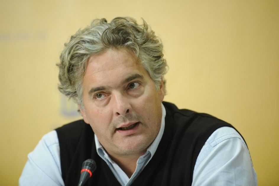 Gajić: Bojović bio nadležan za izdavanje licenci podizvođačima, i danas odlučuje o tome