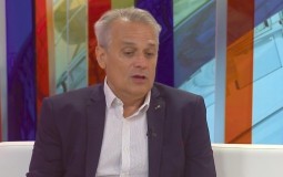 
					Gajović NUNS-u: Ministarstvo poštuje Zakon, Novosti imale pravo da učestvuju 
					
									