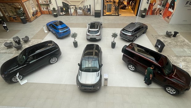 Galerija Car Show: British Motors predstavlja šest najatraktivnijih Jaguar Land Rover modela