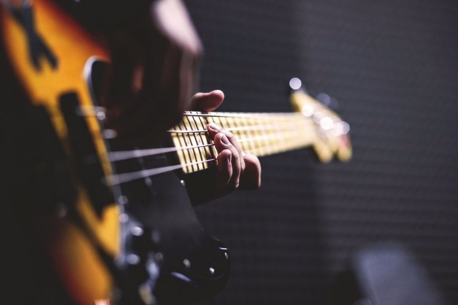 Gitara Džimija Hendriksa prodata na aukciji za 216.000 dolara
