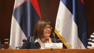 Gojković: Već šest godina važi zabrana unošenja i služenja alkohola u parlamentu