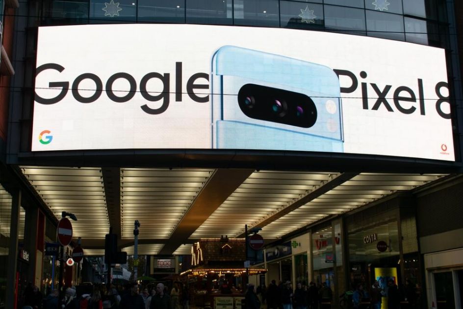 Google Pixel 8 i 8 Pro sada mogu da se lociraju čak i sa istrošenom baterijom