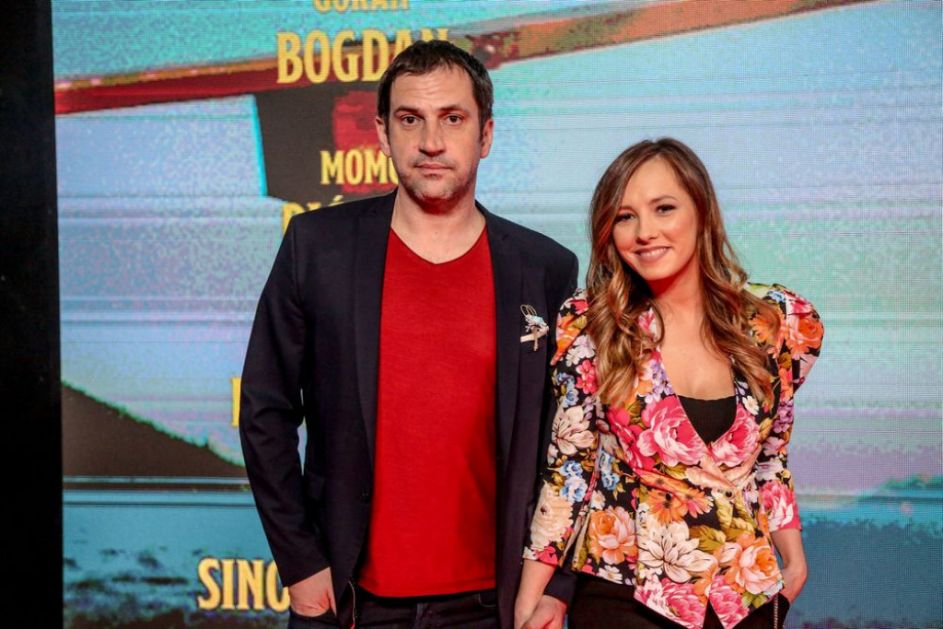 Goran Bogdan i Jovana Stojiljković uhvaćeni u Splitu u skrivenoj konobi: Ljubav nije da se krije (FOTO)
