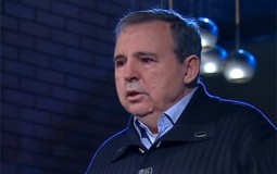 
					Goran Marković: Živimo u porniću i i laži 
					
									