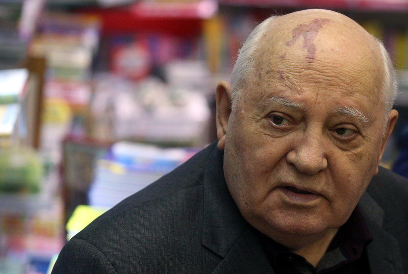 Gorbačov: Svet u kolosalnoj opasnosti od nuklearnog sukoba