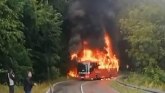 Izgoreo gradski autobus VIDEO