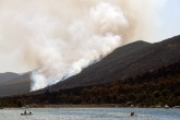 Požar se proširio, gori hrvatsko ostrvo; Vatrogasce čeka teška noć VIDEO