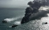 Još uvek gori teretni brod sa 3.000 automobila: Ima nastradalih; Veoma ozbiljna situacija VIDEO/FOTO